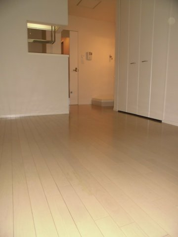 メゾン中島の洋室