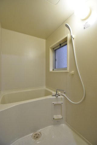 コーポラスTKの浴室