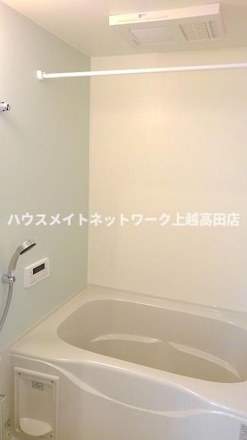 カリーノＢの浴室|追焚機能付