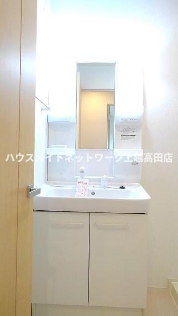 カリーノＢの洗面所|洗髪洗面化粧台