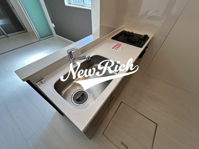 前橋市大利根町１丁目のアパートのキッチン