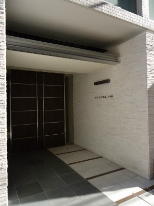 SUPURUSE板橋弐番館のエントランス