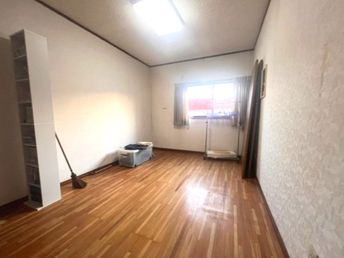 芳賀郡茂木町中古戸建　店舗併用住宅♪の洋室|2F
