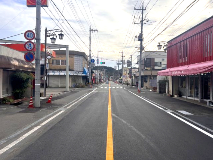 芳賀郡茂木町中古戸建　店舗併用住宅♪の前面道路含む現地写真