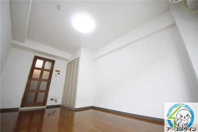 ジュネス西明石の居間・リビング|※類似部屋