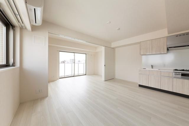 ＨＦ上野入谷レジデンスの居間・リビング