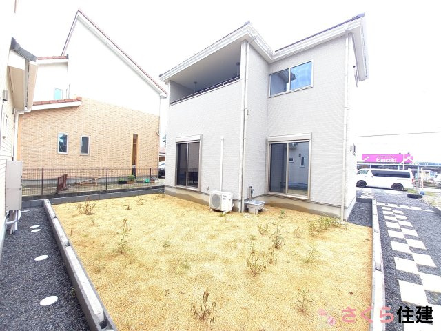 いろどりアイタウン那須塩原並木町　1号棟の庭
