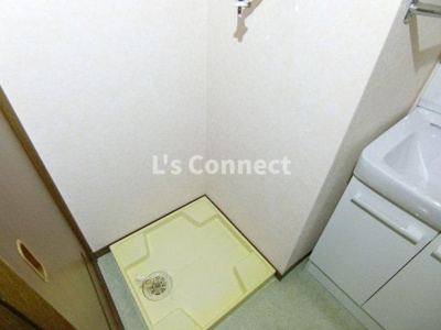 【設備】 | ブランシェ泉中央 | 室内洗濯機置き場には排水パン付き。