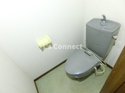 【トイレ】 | ブランシェ泉中央 | ウォームレット付きのトイレ。