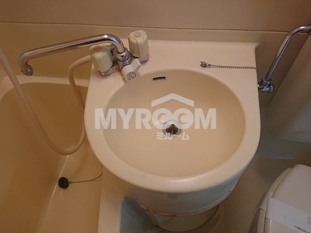 カーサ羽沢の洗面所|洗面台（同一仕様写真）
