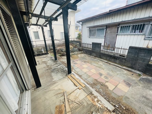 幸手市千塚戸建の庭