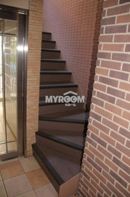 【その他共用部分】 | ベルテンポ | 階段☆