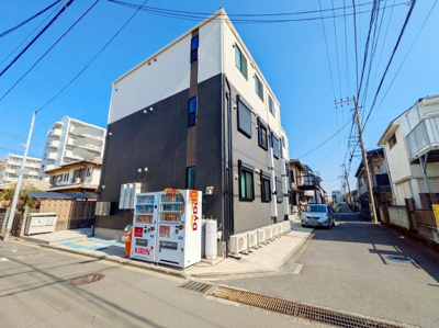 【居間・リビング】ラ・ソレイユ南台