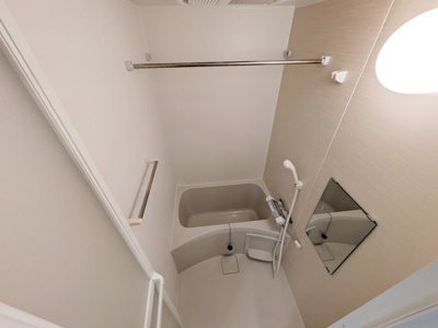 【浴室】ラ・ソレイユ南台