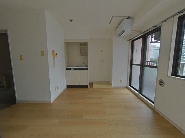 第２北條ビルの居間・リビング