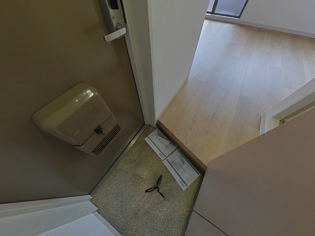 第２北條ビルの玄関