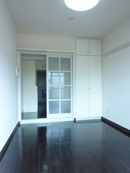 ハイタウン南馬込の居間・リビング