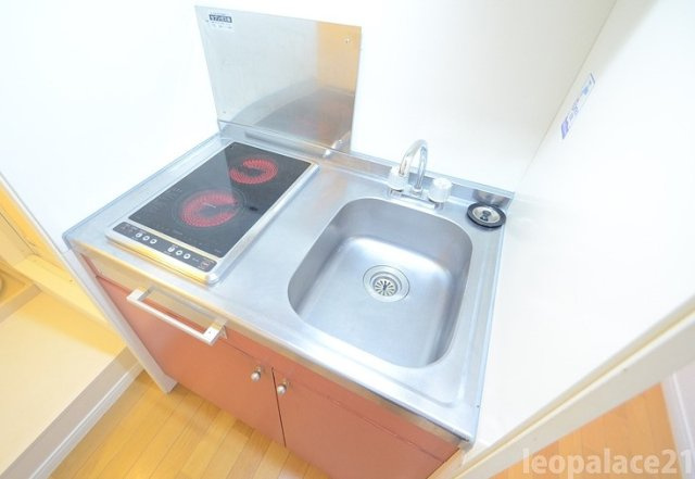 レオパレスクレールのキッチン