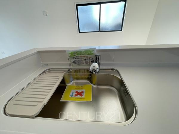 前橋市東善町１期２号棟のキッチン|浄水器付きです。