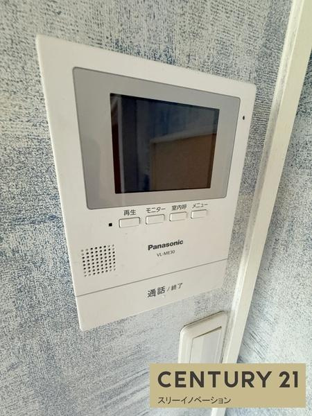 鶴町1丁目貸家のセキュリティ|★ＴＶモニター付きインターホン！★