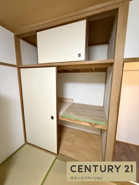 鶴町1丁目貸家の収納|★豊富な収納★