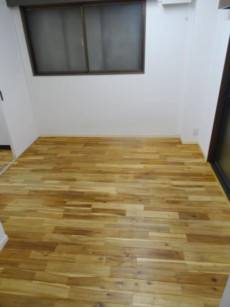 昭和ビルの洋室|★とっても広いので使い方は自由です★