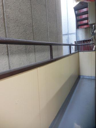 昭和ビルのバルコニー|★もう一つのバルコニー★