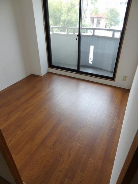 グランドメゾン千島の洋室|★奥にちょうどいい広さの洋室★