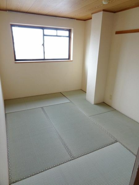 グランドメゾン千島の和室|★日当たり良好★