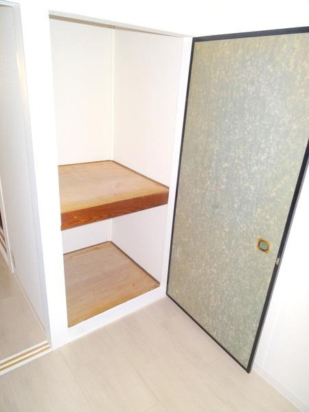 南恩加島5丁目テラスの玄関