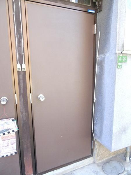 南恩加島5丁目テラスの玄関