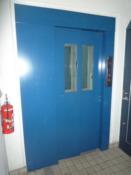 ボンジュール南恩加島のエントランス|★エレベーターあり★