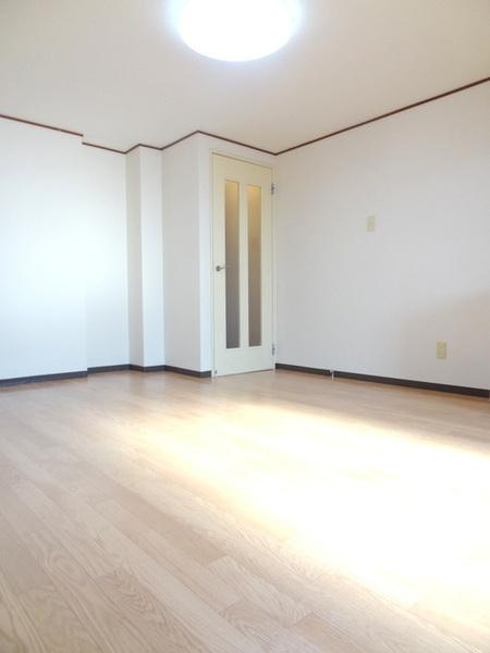 ボンジュール南恩加島の居間・リビング|★広くて綺麗なリビング★