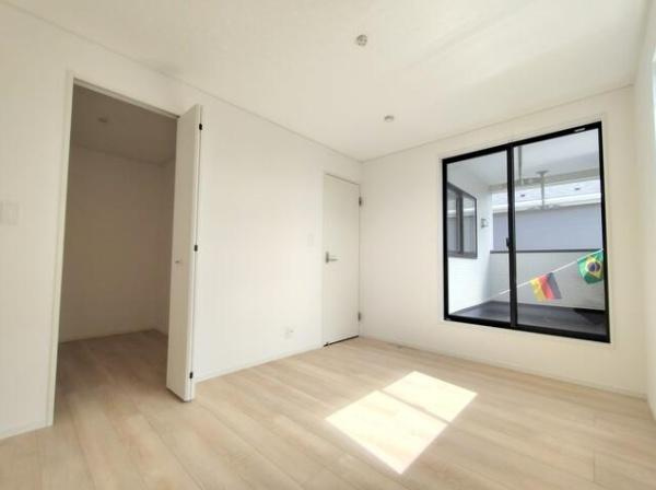前橋市茂木町第５（２号棟）の洋室