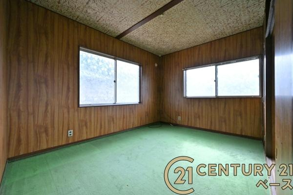 北葛城郡上牧町下牧６丁目　一戸建の洋室|■現地撮影写真■明るい雰囲気の洋室です！