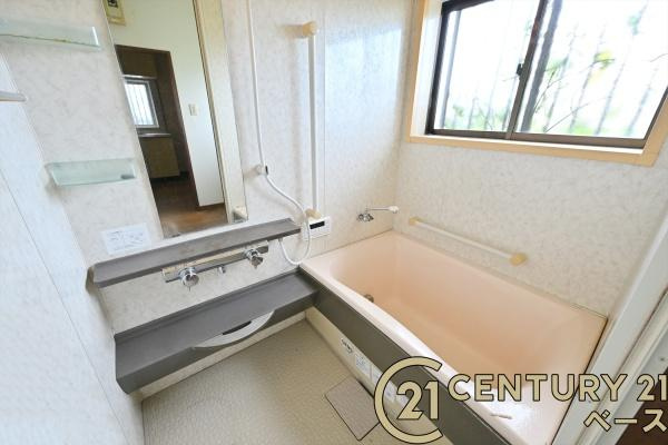 北葛城郡上牧町下牧６丁目　一戸建の浴室|■現地撮影写真■ゆったりしたサイズの浴室！足を伸ばしての入浴は疲れも癒してくれます！