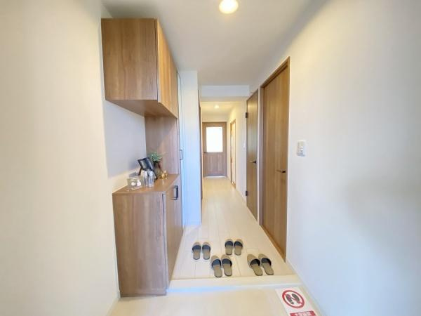 【玄関】 | エリオ西神南3号棟