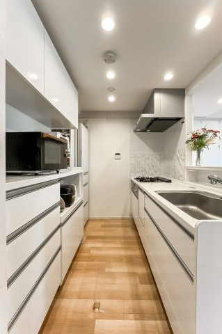 オーベル月島リバージュグランのキッチン