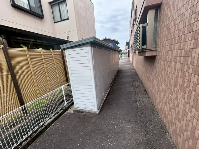 福井市　RC1棟マンションのバルコニー