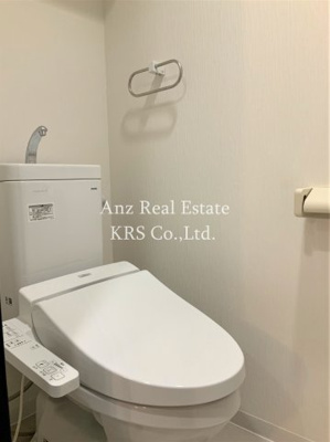 【トイレ】 | ノーブルスクエア新町 | 冬場での使用や清潔好きの方にうれしい温水洗浄便座♪