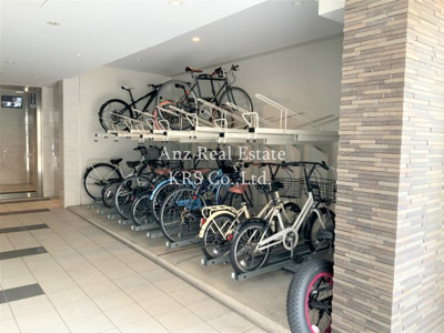 【その他】 | ノーブルスクエア新町 | サイクルスタンド付き屋内駐輪場があります！