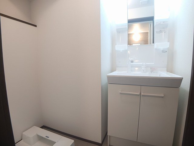 フォルトーナⅥの洗面所