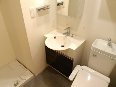 【洗面所】 | ラヴェニール東神奈川 | ゆったりとスペースのある洗面所