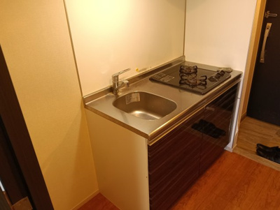 【キッチン】 | ラヴェニール東神奈川 | コンパクトなキッチンで掃除もラクラク