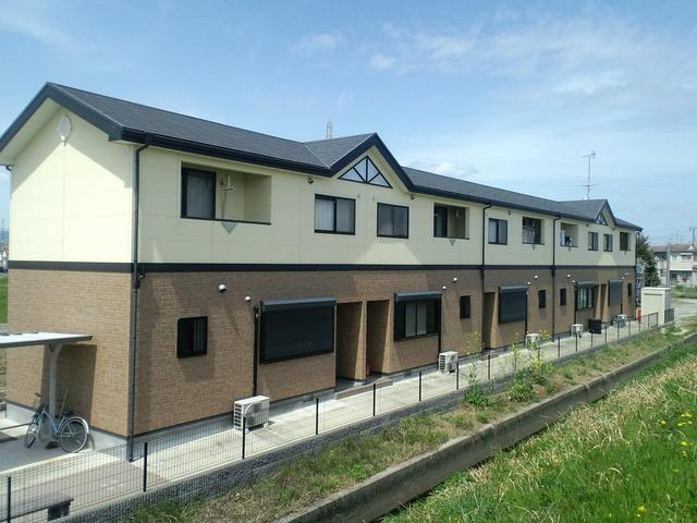 サンシャイン三宅の外観