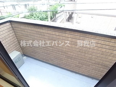【バルコニー】 | エクシト蘇我 | 暖かな日差しのふりそそぐバルコニー