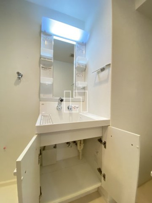 【独立洗面台】 | Grandi Utsubo Park | Grandi Utsubo Park（グランディウツボパーク）　独立洗面化粧台