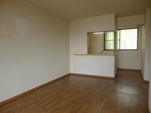 プラムハウス2の居間・リビング