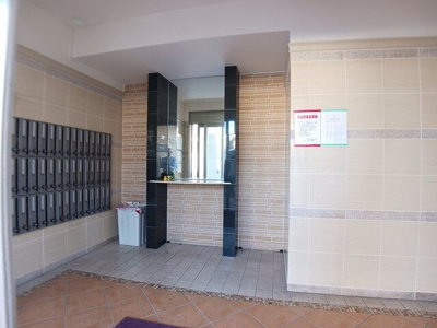 【エントランス】 | カーサ・デル・ソーレ | ゆとりのあるエントランスです