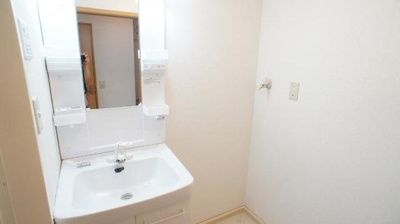 【洗面所】 | エテルノカーサ東千葉 | 使いやすい洗面所です